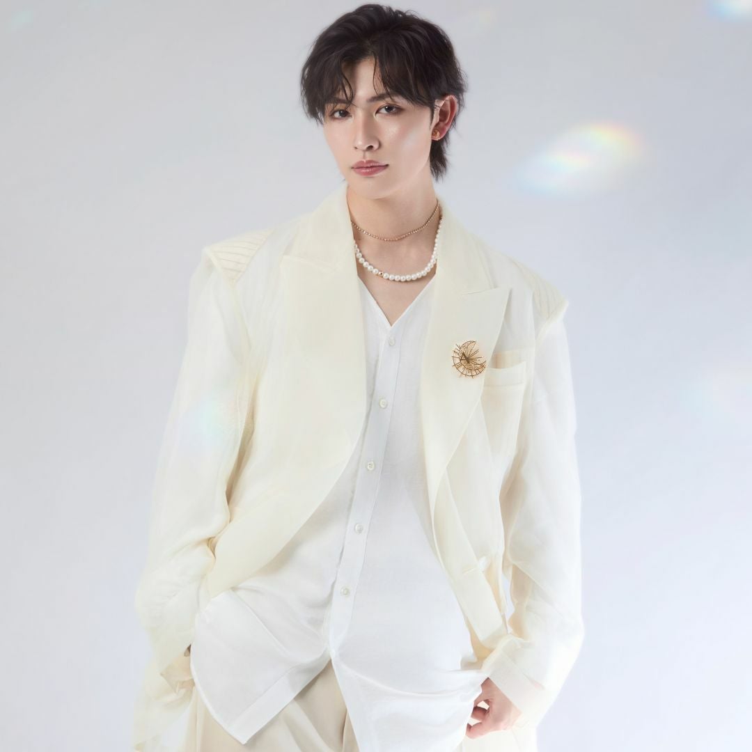 1st Anniversary Logo Brooch(Gold)-LIGHT ver.- | A.MOON