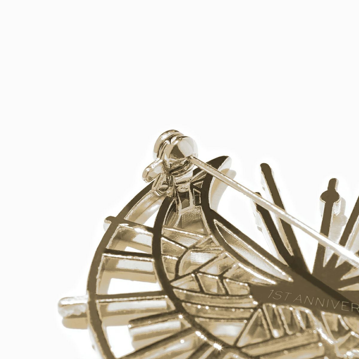 NO.992❤黄金富士❤レジンへアゴム ブローチ 1st Anniversary Logo Brooch(Gold)-LIGHT ver.- | A.MOON